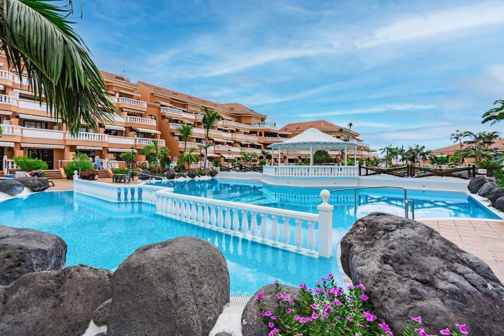Royal Garden - 2 Bedroom Плая-де-лас-Америкас Экстерьер фото