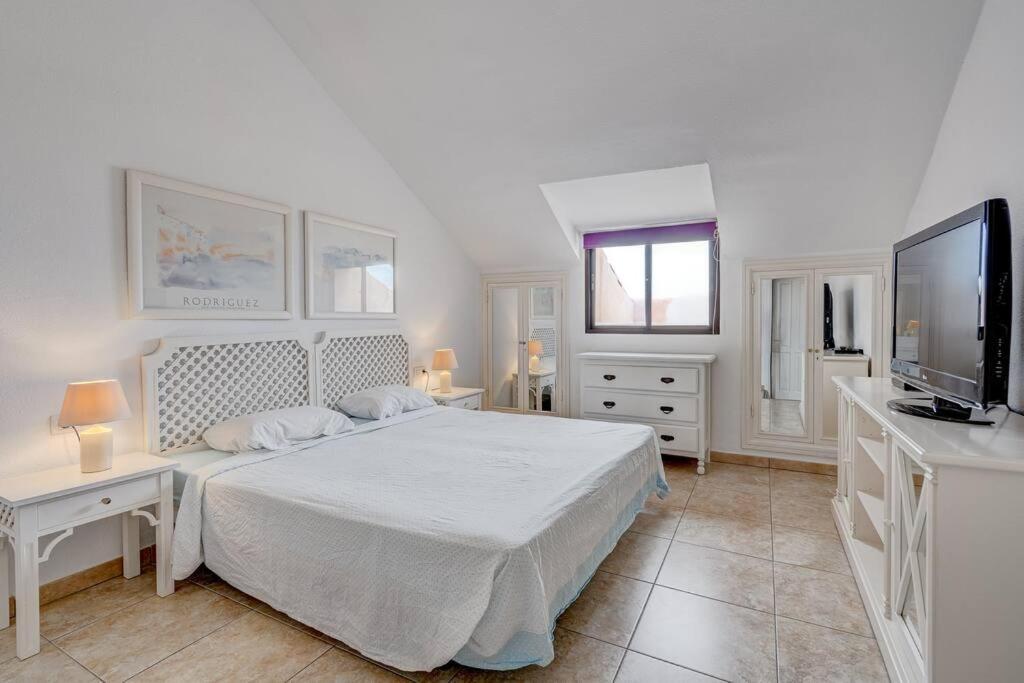 Royal Garden - 2 Bedroom Плая-де-лас-Америкас Экстерьер фото